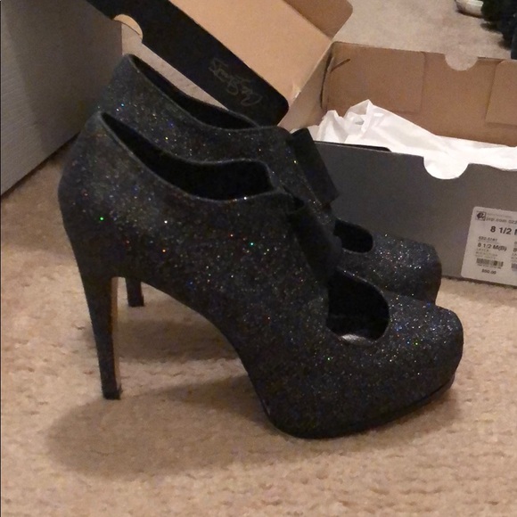 Platform heels. - Picture 2 of 6